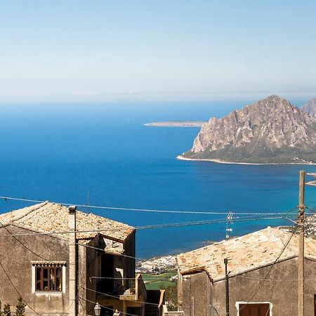 Il Monte Apartment Ериче Екстериор снимка