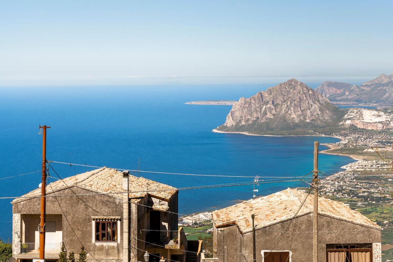 Il Monte Apartment Ериче Екстериор снимка