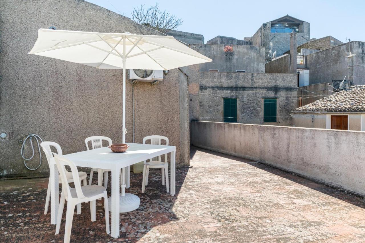 Il Monte Apartment Ериче Екстериор снимка